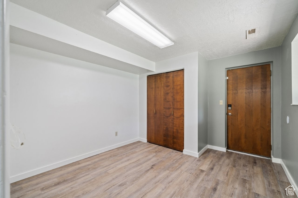 2387 S MAIN ST Clearfield, UT 84015