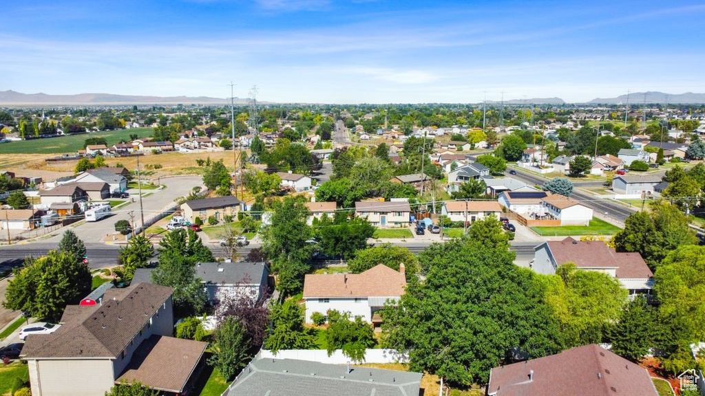 2387 S MAIN ST Clearfield, UT 84015