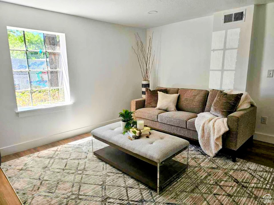 106 W 200 N Bountiful, UT 84010