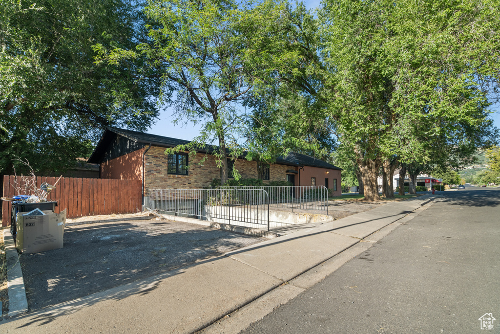 106 W 200 N Bountiful, UT 84010