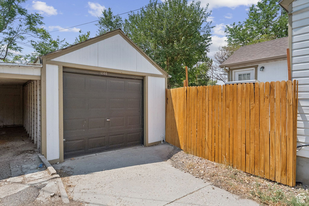1168 E PARKWAY AVE Salt Lake City, UT 84106