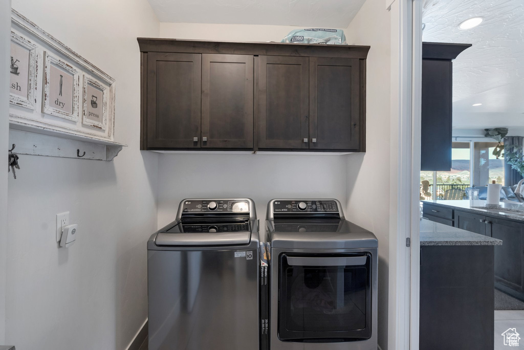1125 S MULBERRY DR Toquerville, UT 84774