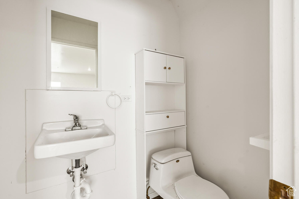 Photo 56 for MLS #2101614 at 1130 E Main St