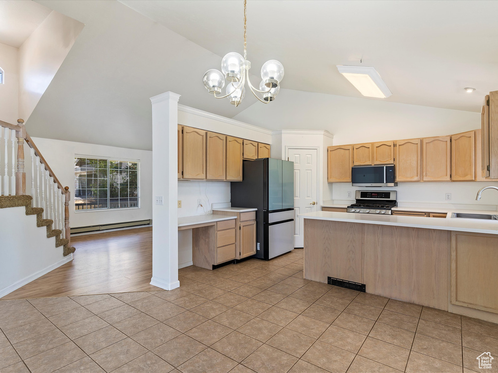 1365 E 5150 S South Ogden, UT 84403