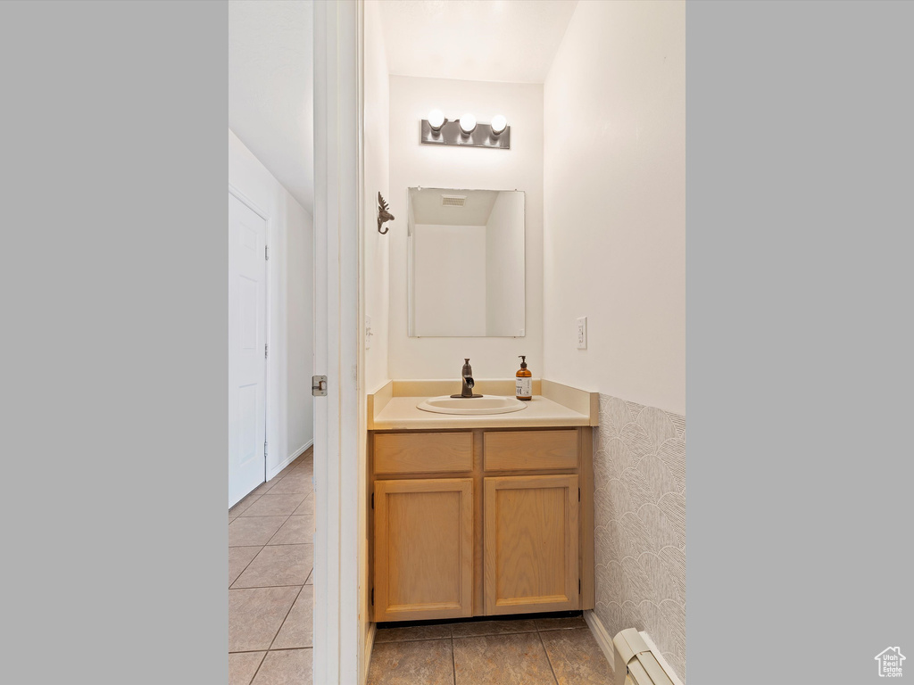 1365 E 5150 S South Ogden, UT 84403