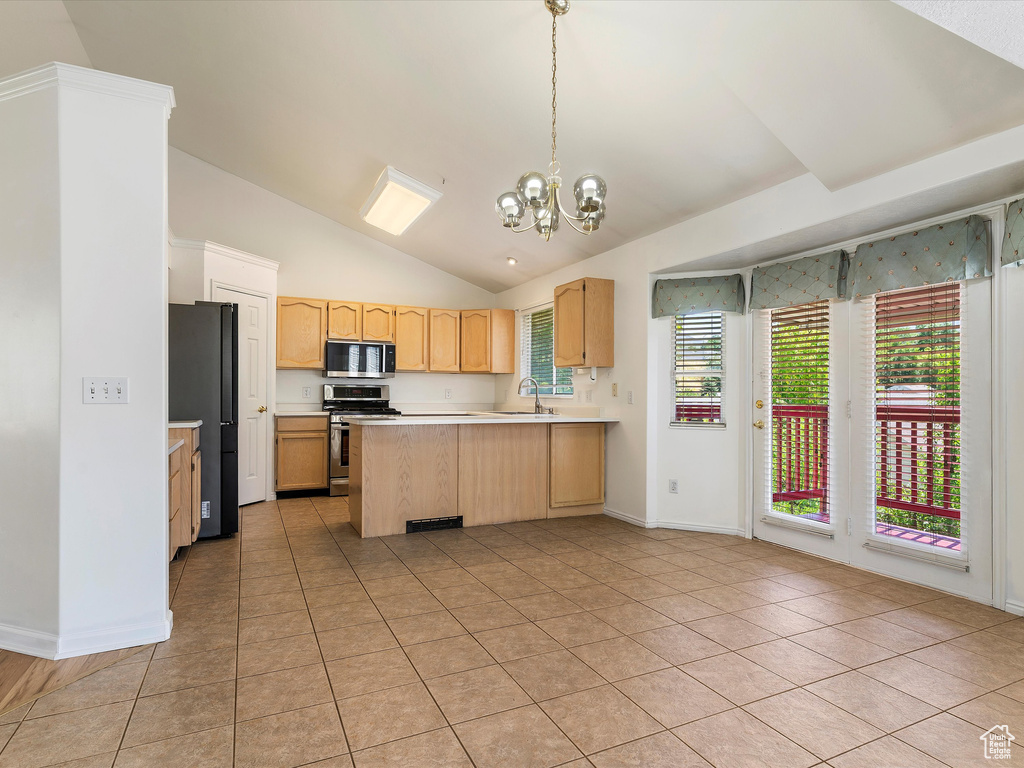 1365 E 5150 S South Ogden, UT 84403