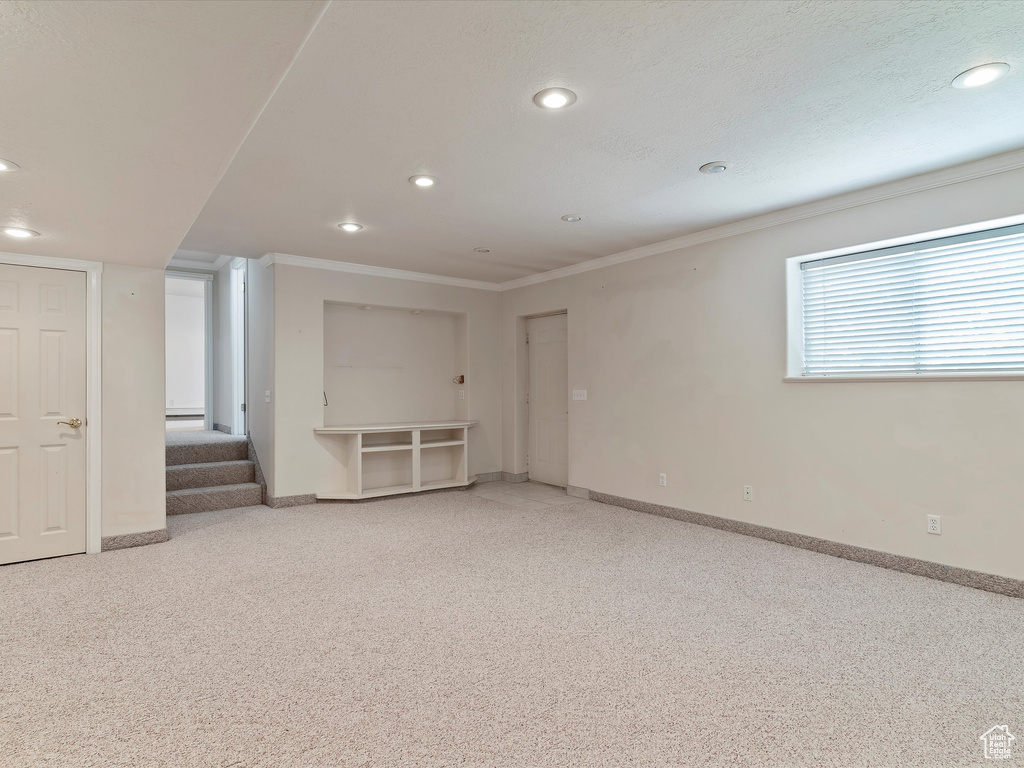 1365 E 5150 S South Ogden, UT 84403