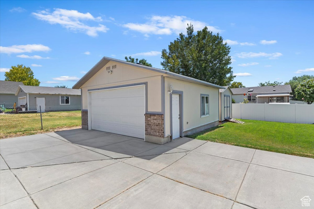 2863 W 5175 S Roy, UT 84067