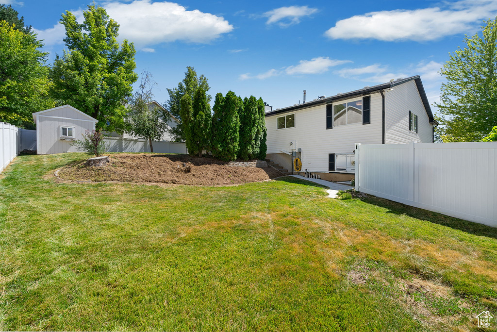 3096 N 2225 E Layton, UT 84040