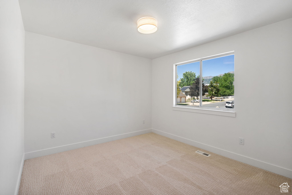 3096 N 2225 E Layton, UT 84040