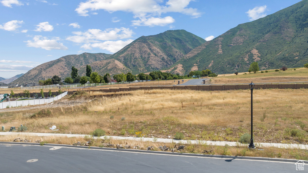 1515 S 920 E Salem, UT 84653