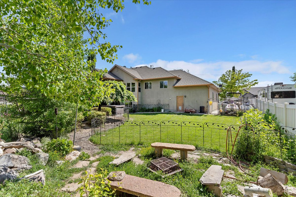 969 S VIEW CREST LN Kaysville, UT 84037