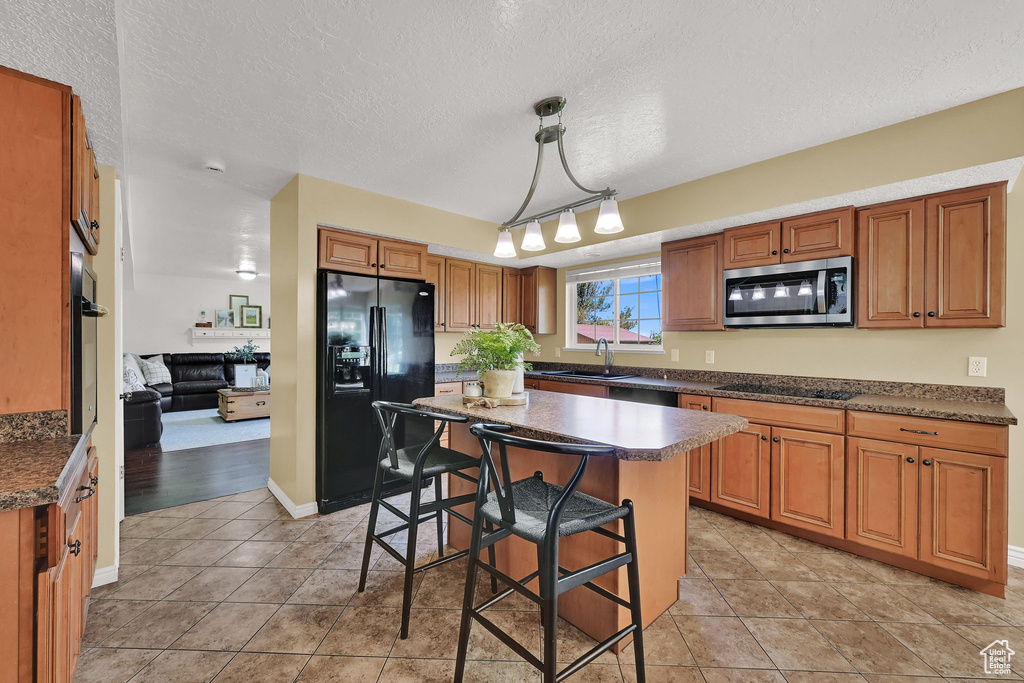 2076 W 700 S Syracuse, UT 84075
