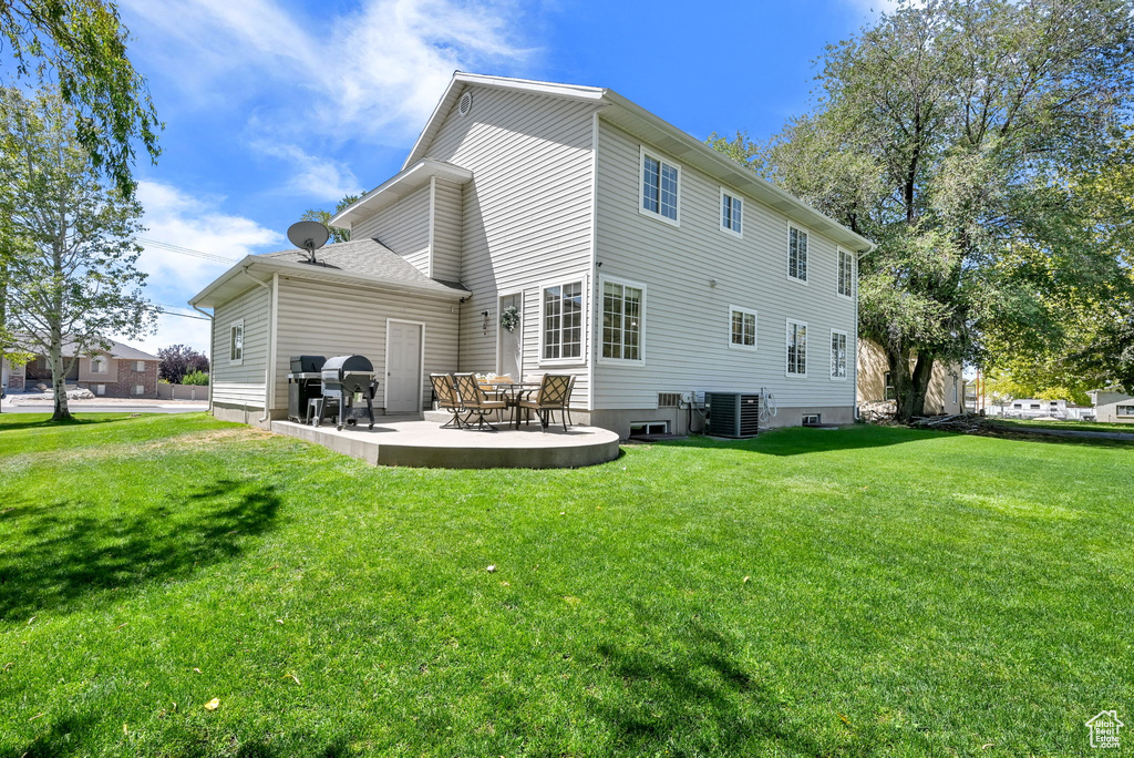 2076 W 700 S Syracuse, UT 84075