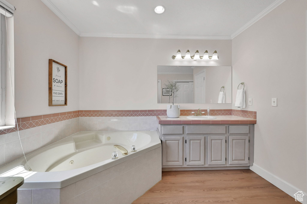 2076 W 700 S Syracuse, UT 84075