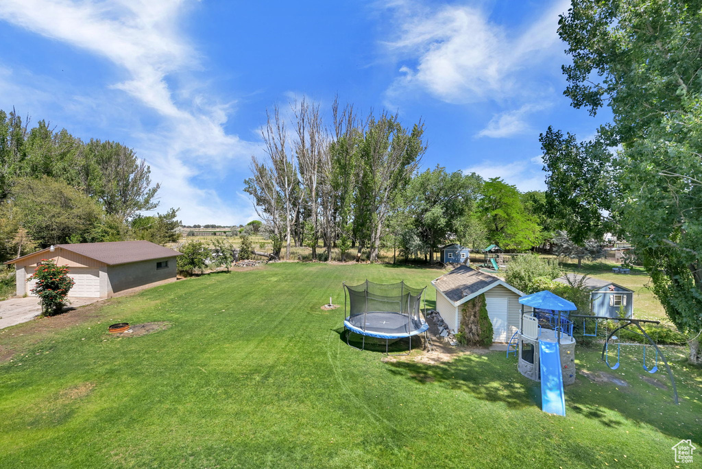 2076 W 700 S Syracuse, UT 84075