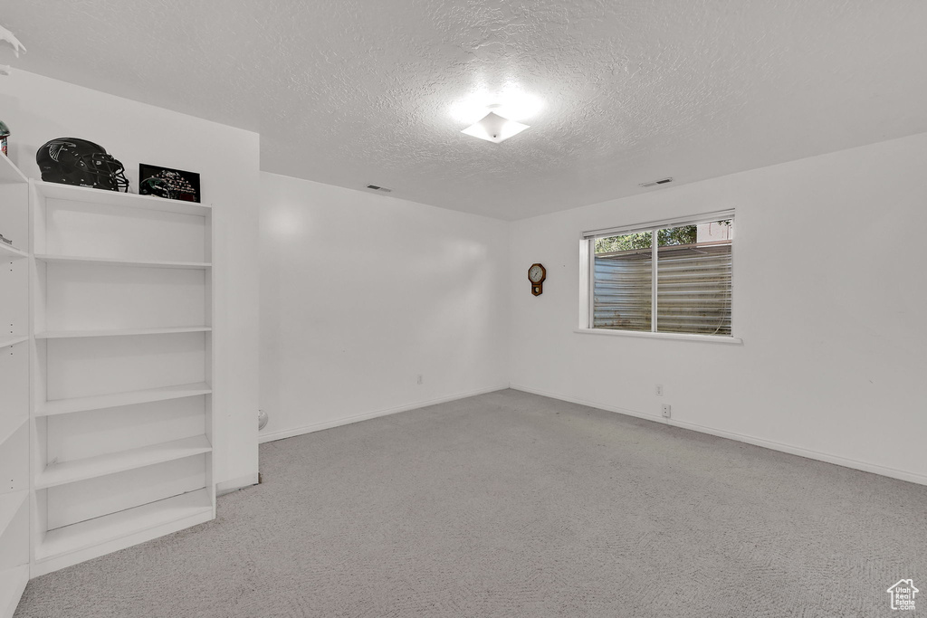 2076 W 700 S Syracuse, UT 84075