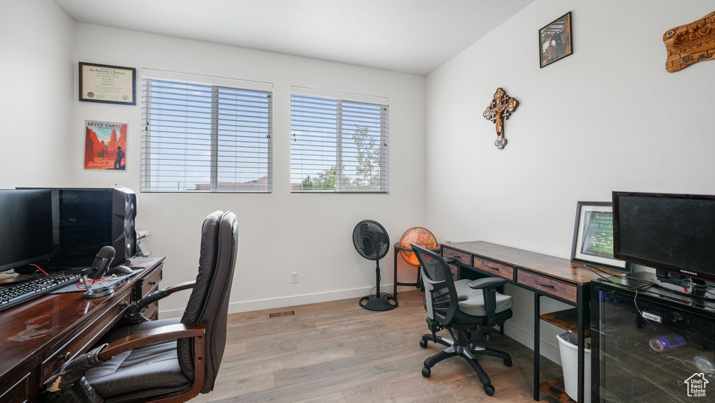 Photo 15 for MLS #2101654 at 4696 W Camellia Ln