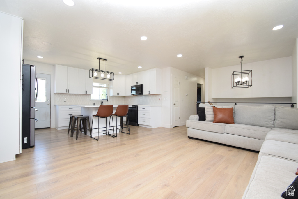 2265 S 300 W Clearfield, UT 84015