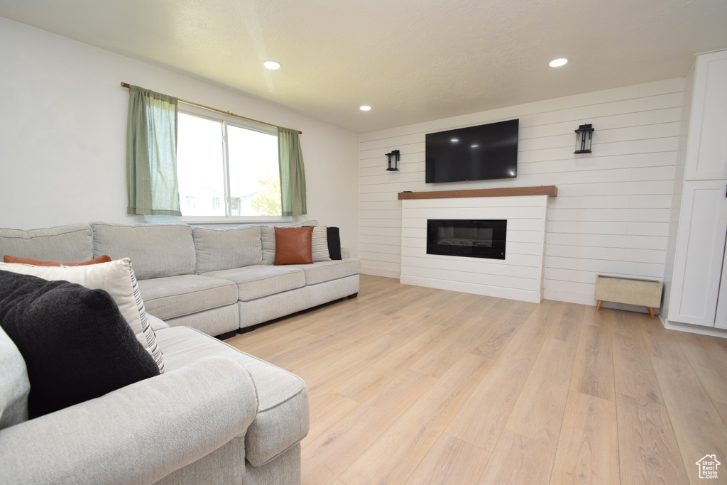 2265 S 300 W Clearfield, UT 84015