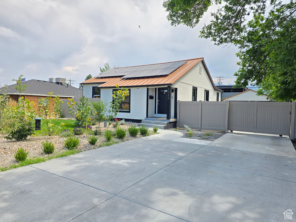 5354 S 2000 W Roy, UT 84067