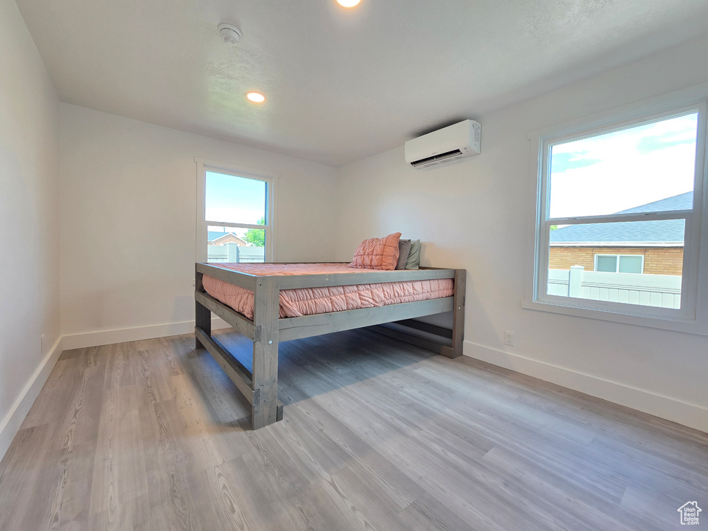 5354 S 2000 W Roy, UT 84067