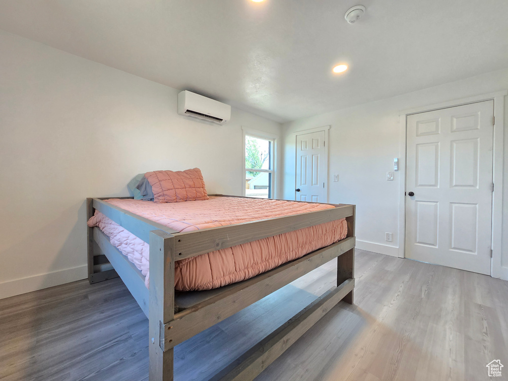 5354 S 2000 W Roy, UT 84067
