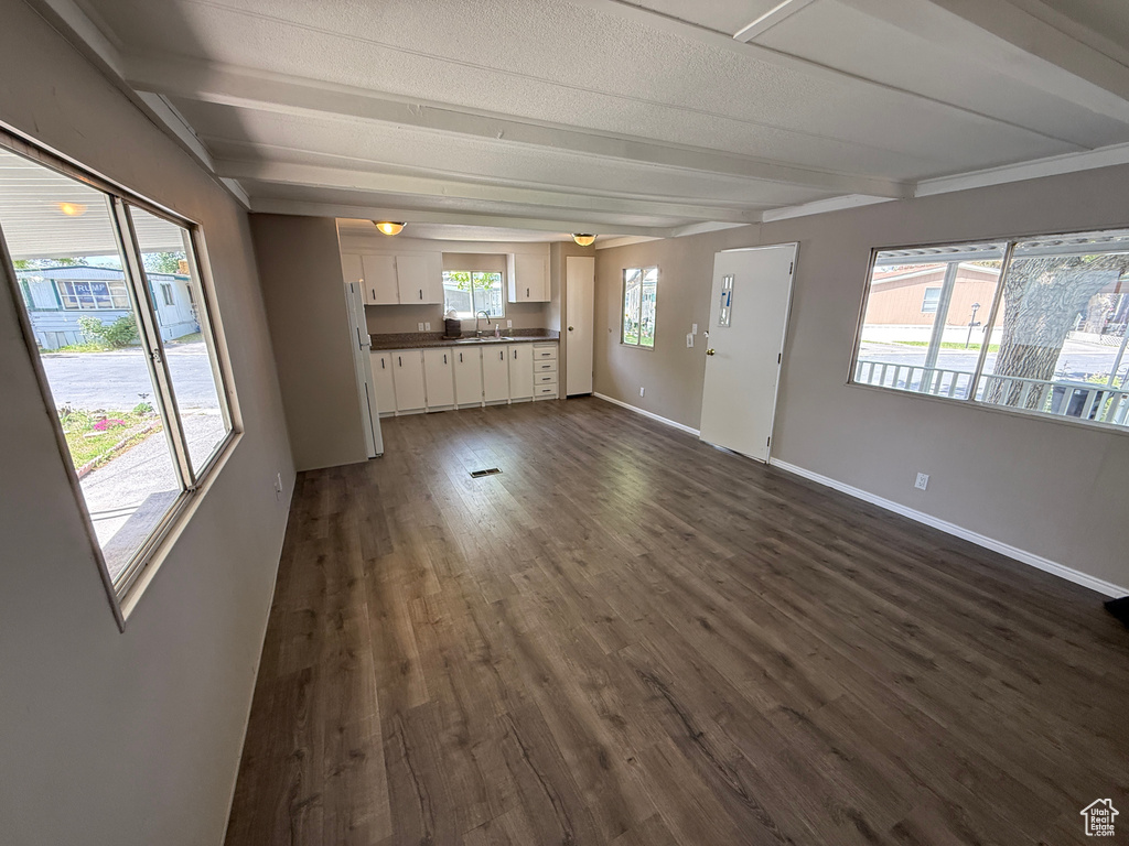 Photo 6 for MLS #2101665 at 3023 Constitution Dr