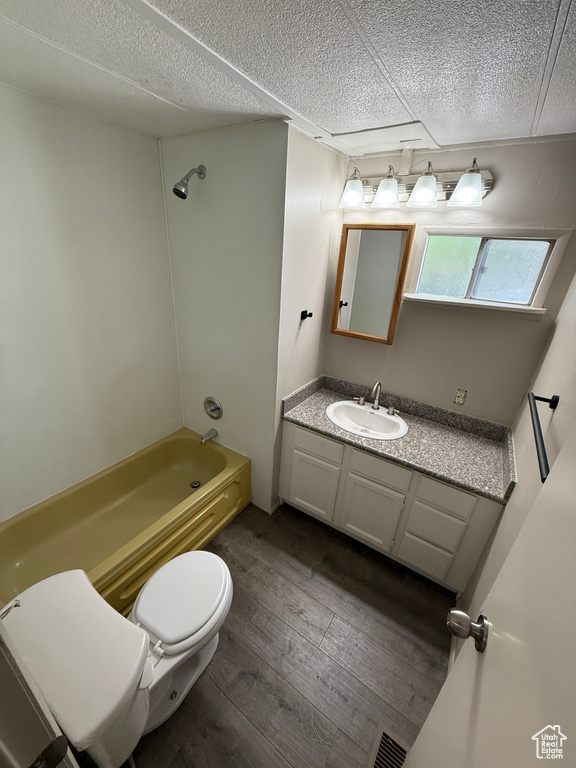 Photo 10 for MLS #2101665 at 3023 Constitution Dr