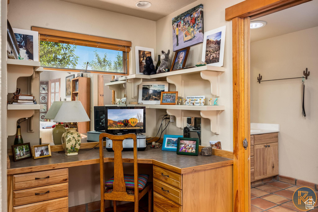 199 N GUNSMOKE PASS Kanab, UT 84741