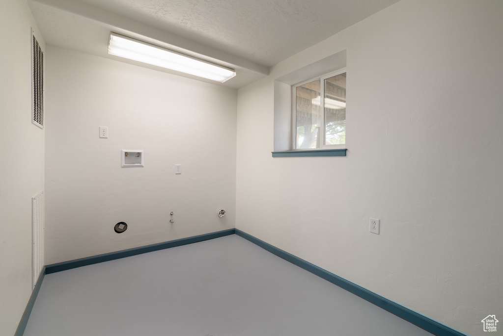 193 S NYE ST Roosevelt, UT 84066