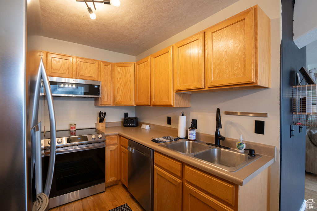 1646 W MADISON LN Riverton, UT 84065