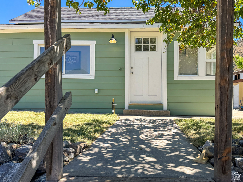 215 W RAILROAD ST Eureka, UT 84628