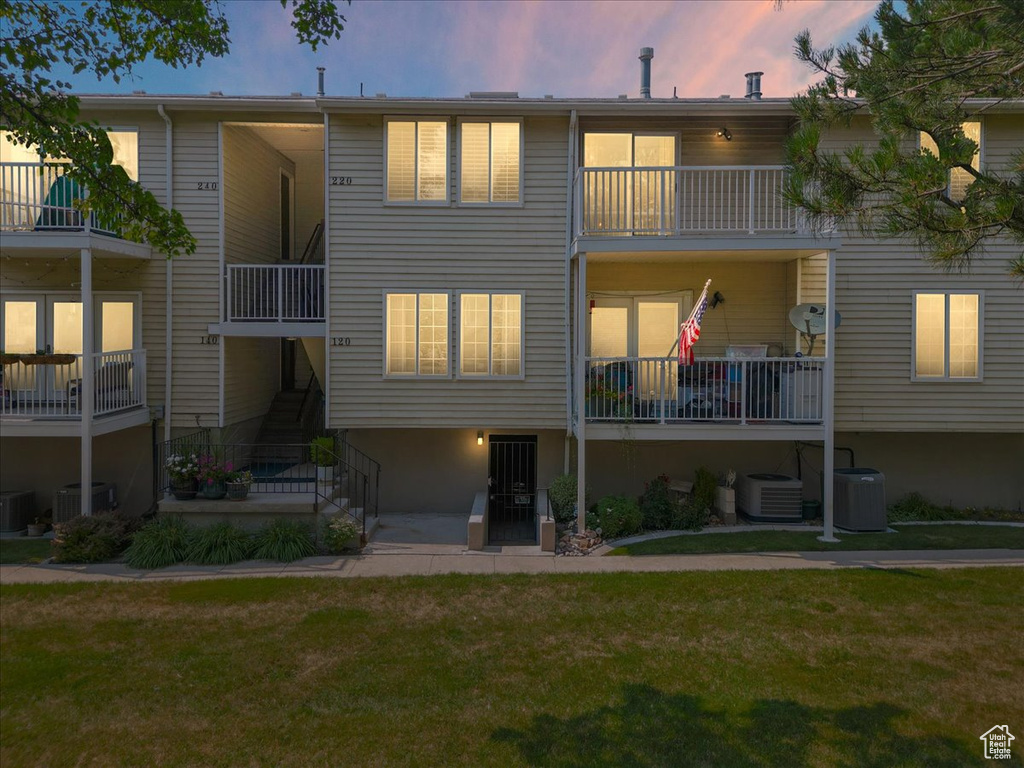 4822 S HOLLADAY BLVD #220 Holladay, UT 84117