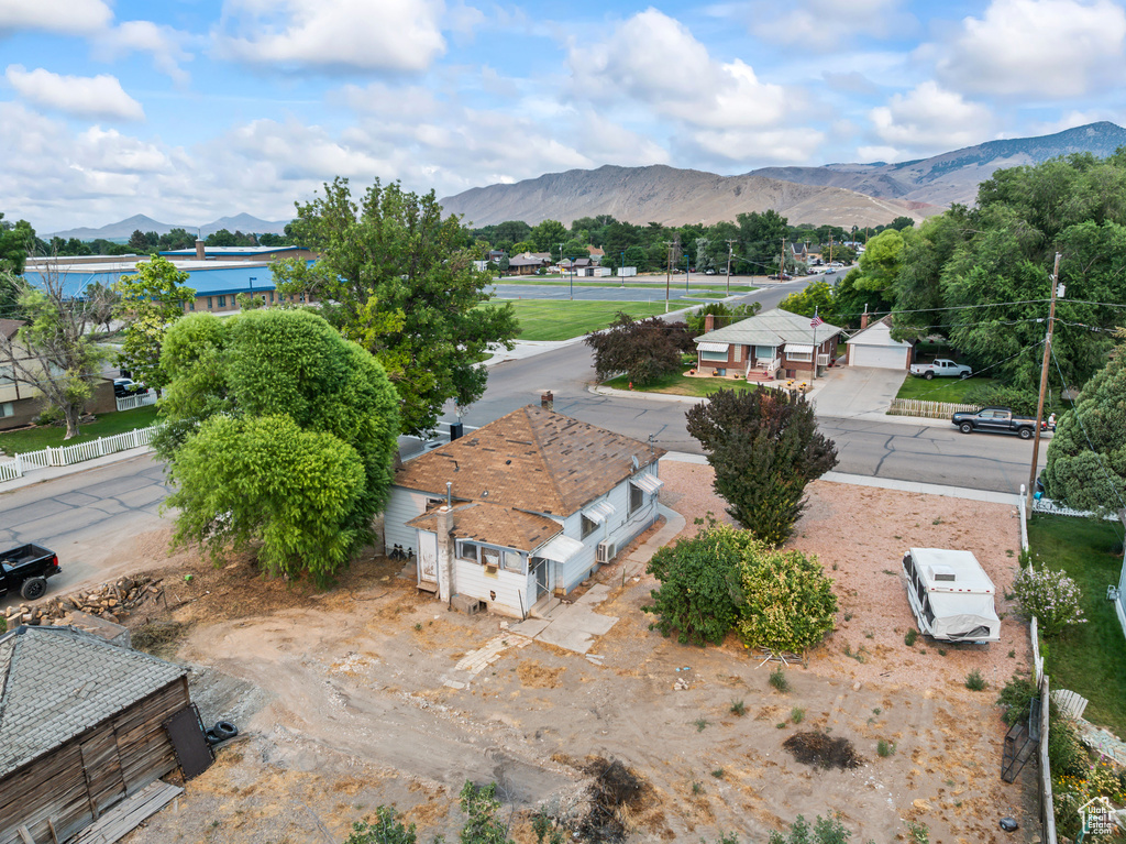 89 N 200 W Salina, UT 84654