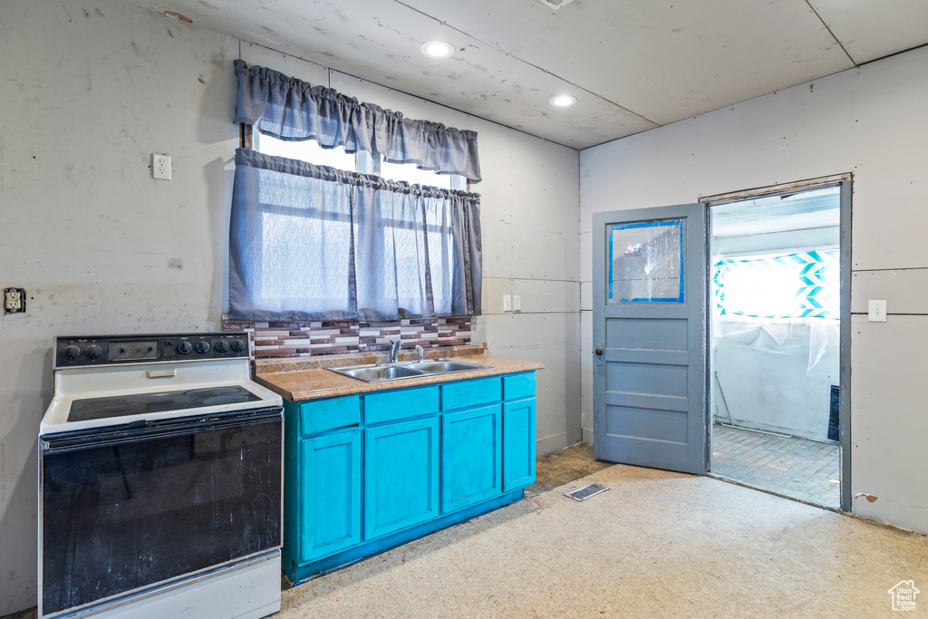 89 N 200 W Salina, UT 84654