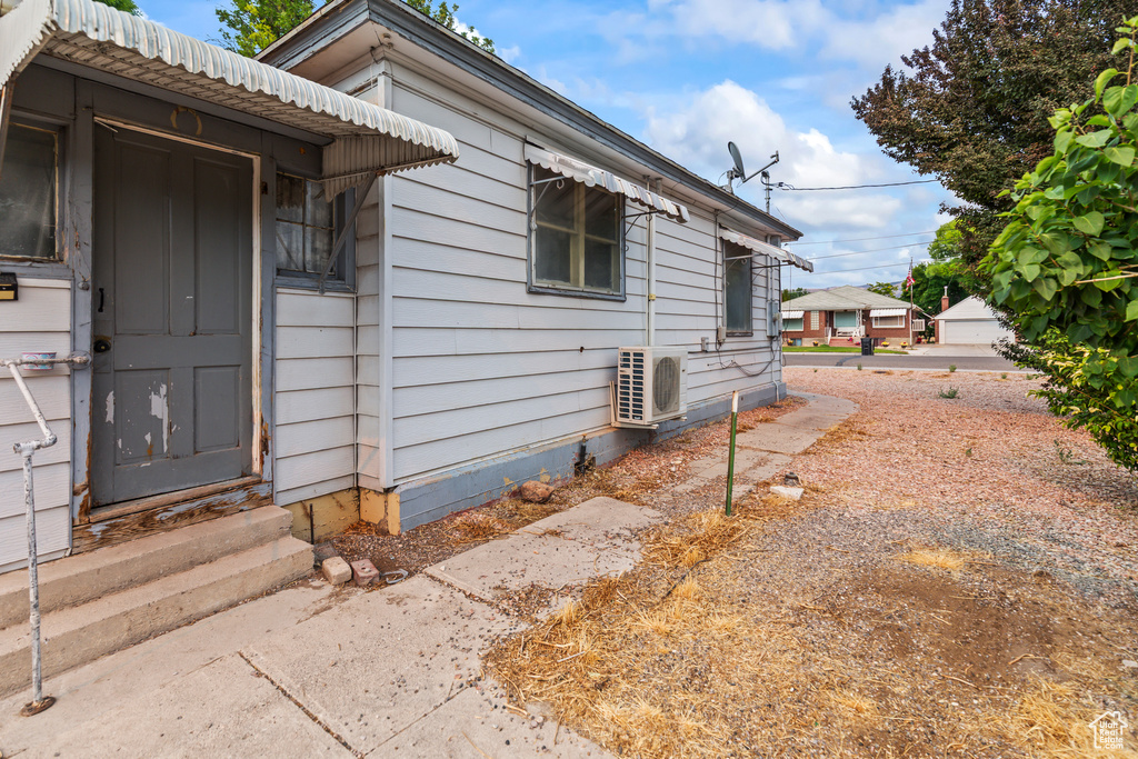 89 N 200 W Salina, UT 84654