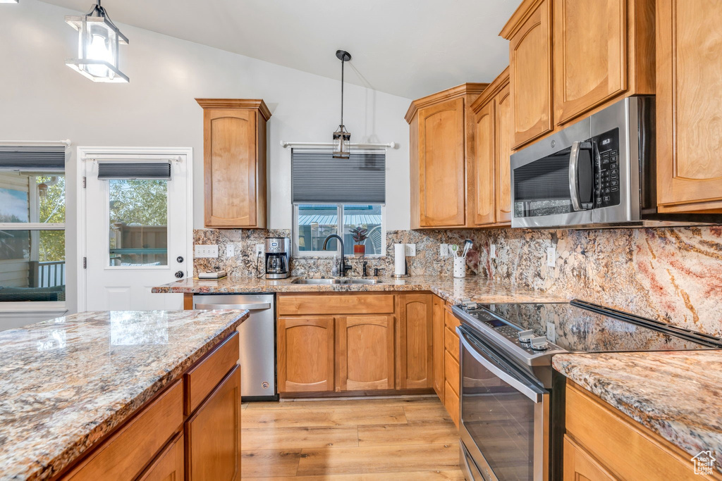 5565 W ROCK ROSE CIR Salt Lake City, UT 84118