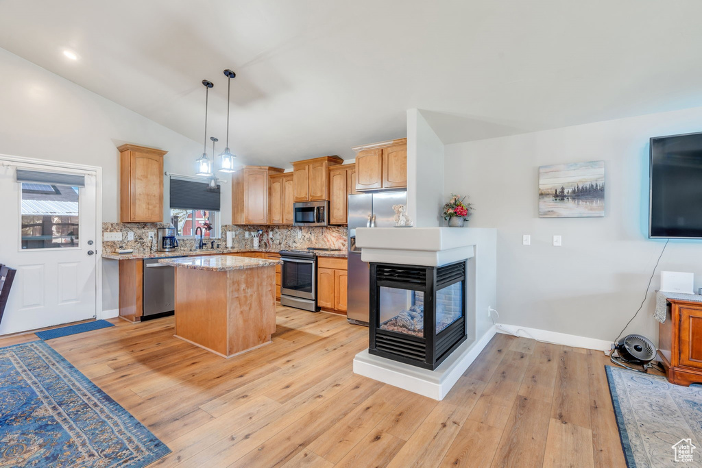 5565 W ROCK ROSE CIR Salt Lake City, UT 84118