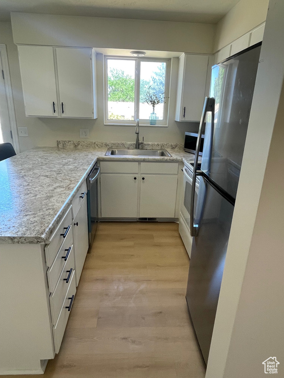 6075 S ZODIAC DR Kearns, UT 84118