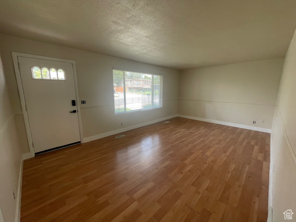 6075 S ZODIAC DR Kearns, UT 84118
