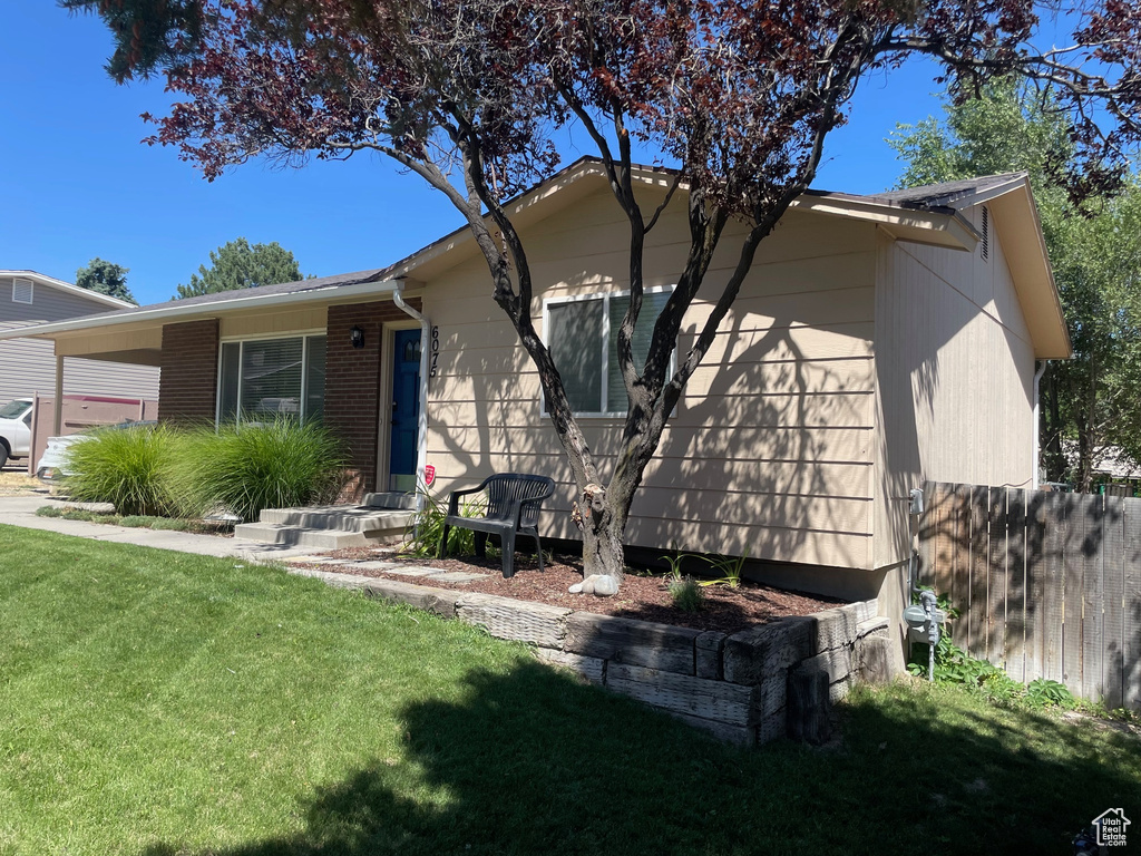 6075 S ZODIAC DR Kearns, UT 84118