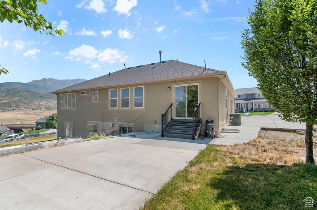 1354 SAGEBERRY Santaquin, UT 84655