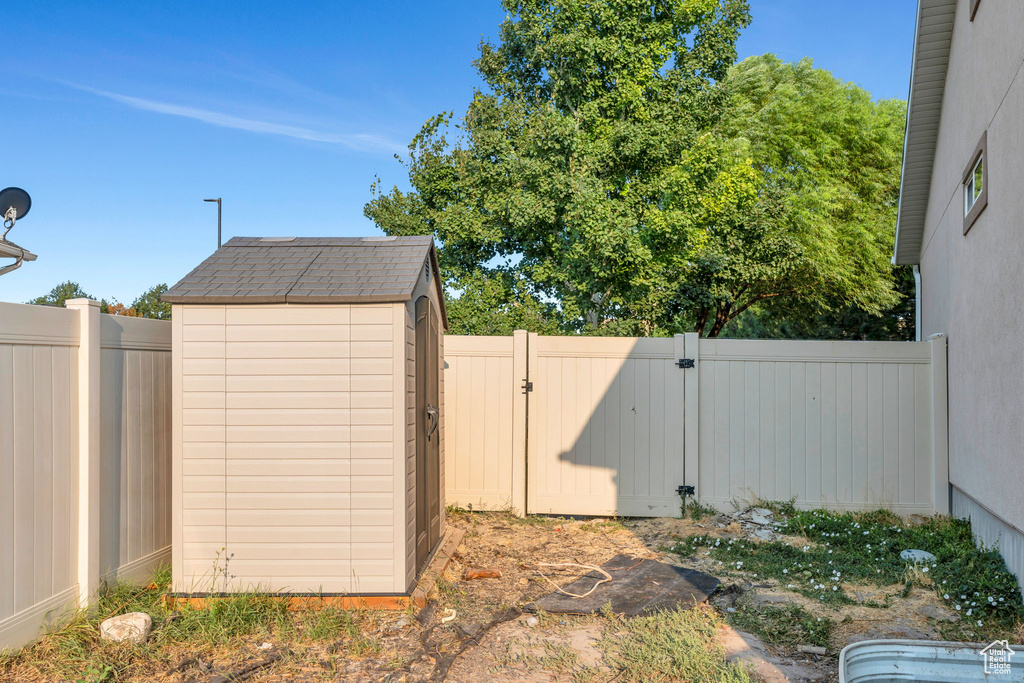 4521 S TARLTON CIR West Valley City, UT 84120