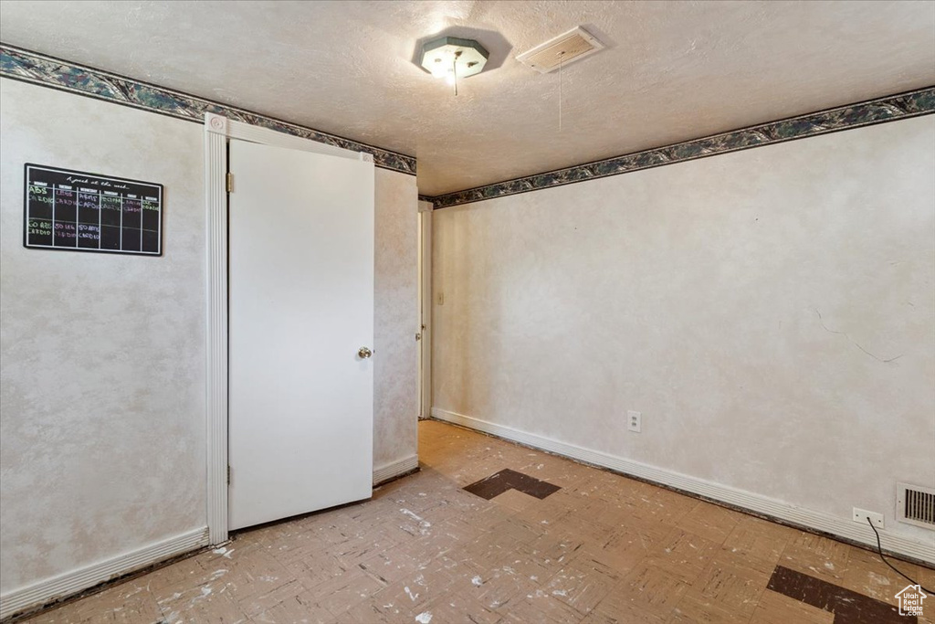 1067 37TH ST Ogden, UT 84403