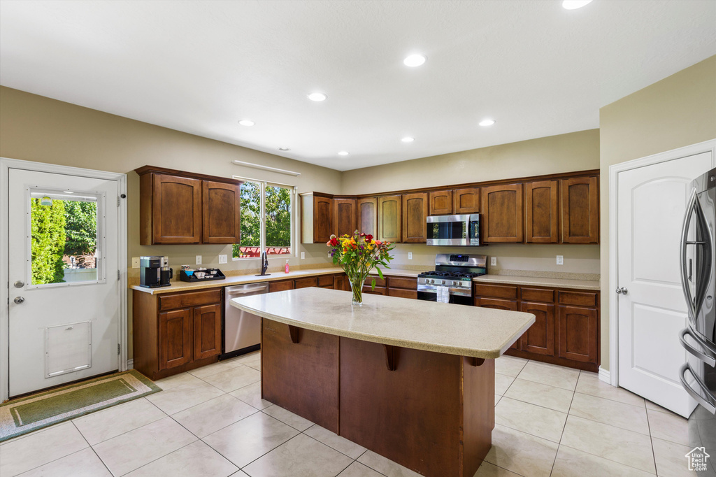 2748 S 1475 W Syracuse, UT 84075