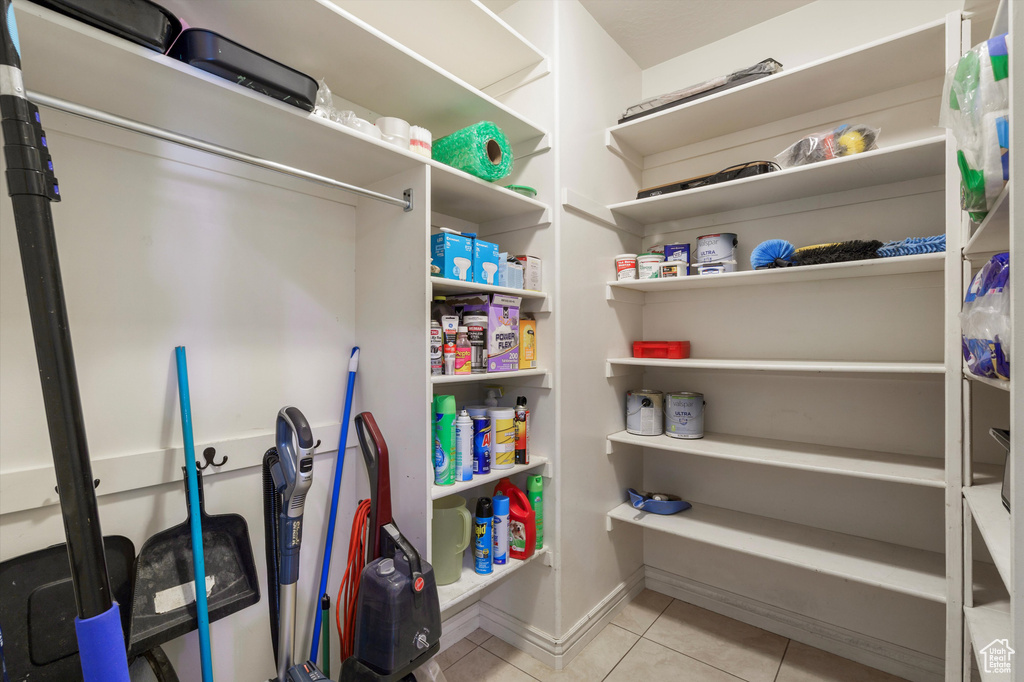 2748 S 1475 W Syracuse, UT 84075