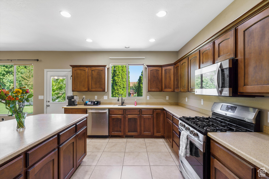 2748 S 1475 W Syracuse, UT 84075