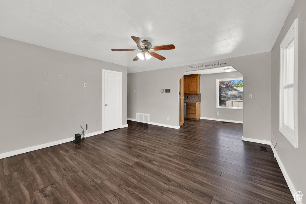 2863 W 5725 S Roy, UT 84067