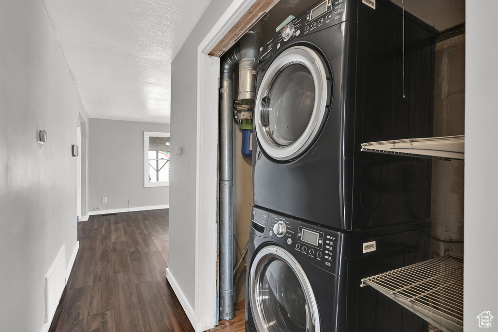 2863 W 5725 S Roy, UT 84067